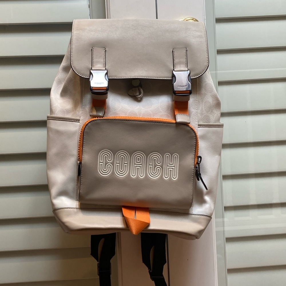Coach 🎒 Backpack 🎒 Cream, White Signature & Orange